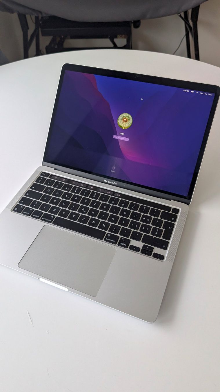 Apple Notebooks: Macbook Pro M1 500 GB SSD – Defekt aus Zürich von dominik335