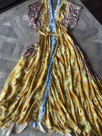 Sommerliches Maxikleid mit Blumenmuster, Grösse 38/M🌼