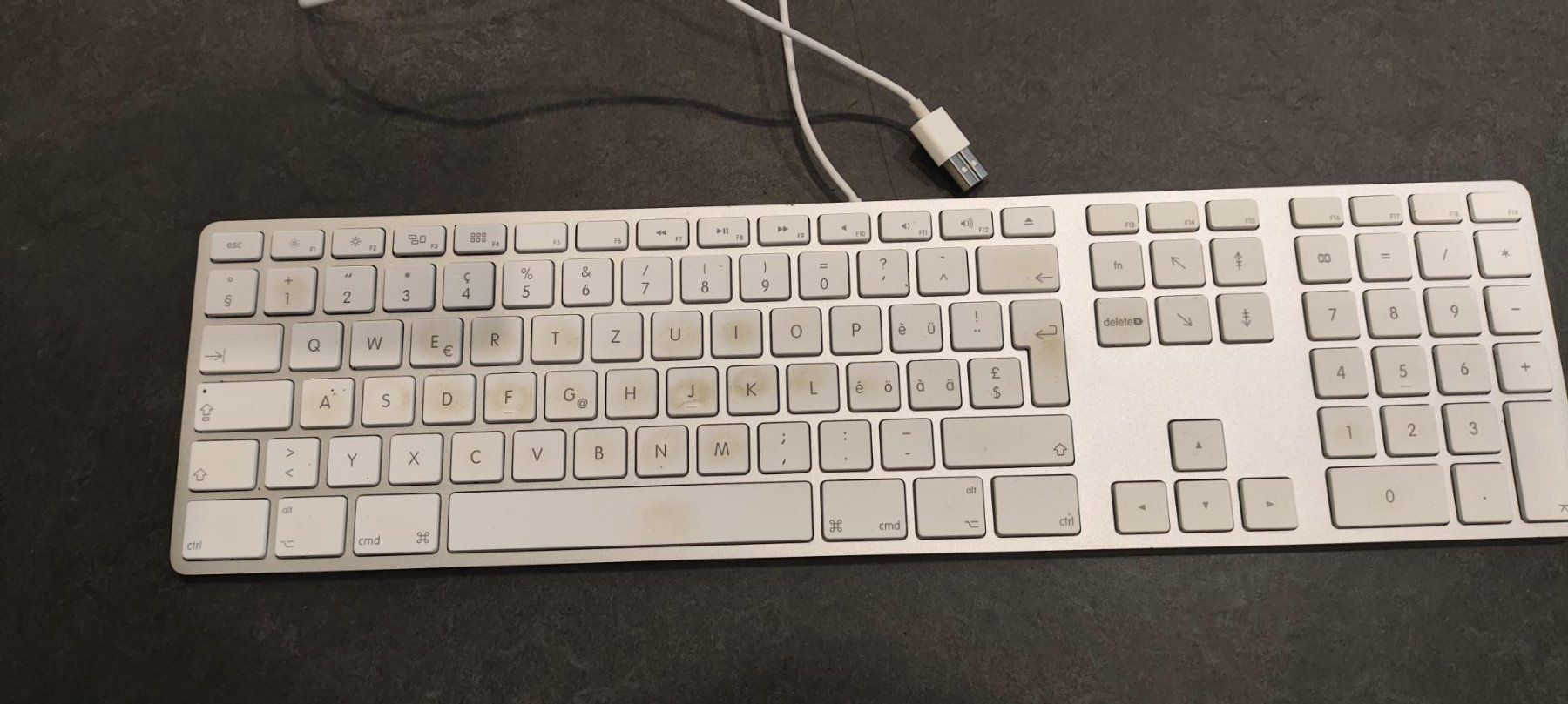 Apple Tastaturen: Apple Magic Keyboard mit Ziffernblock, gebraucht – Gebraucht aus merishausen von hidee 2
