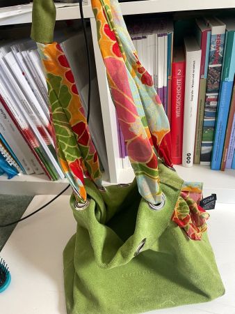 Coccinelle sommerliche Handtasche hellgrün