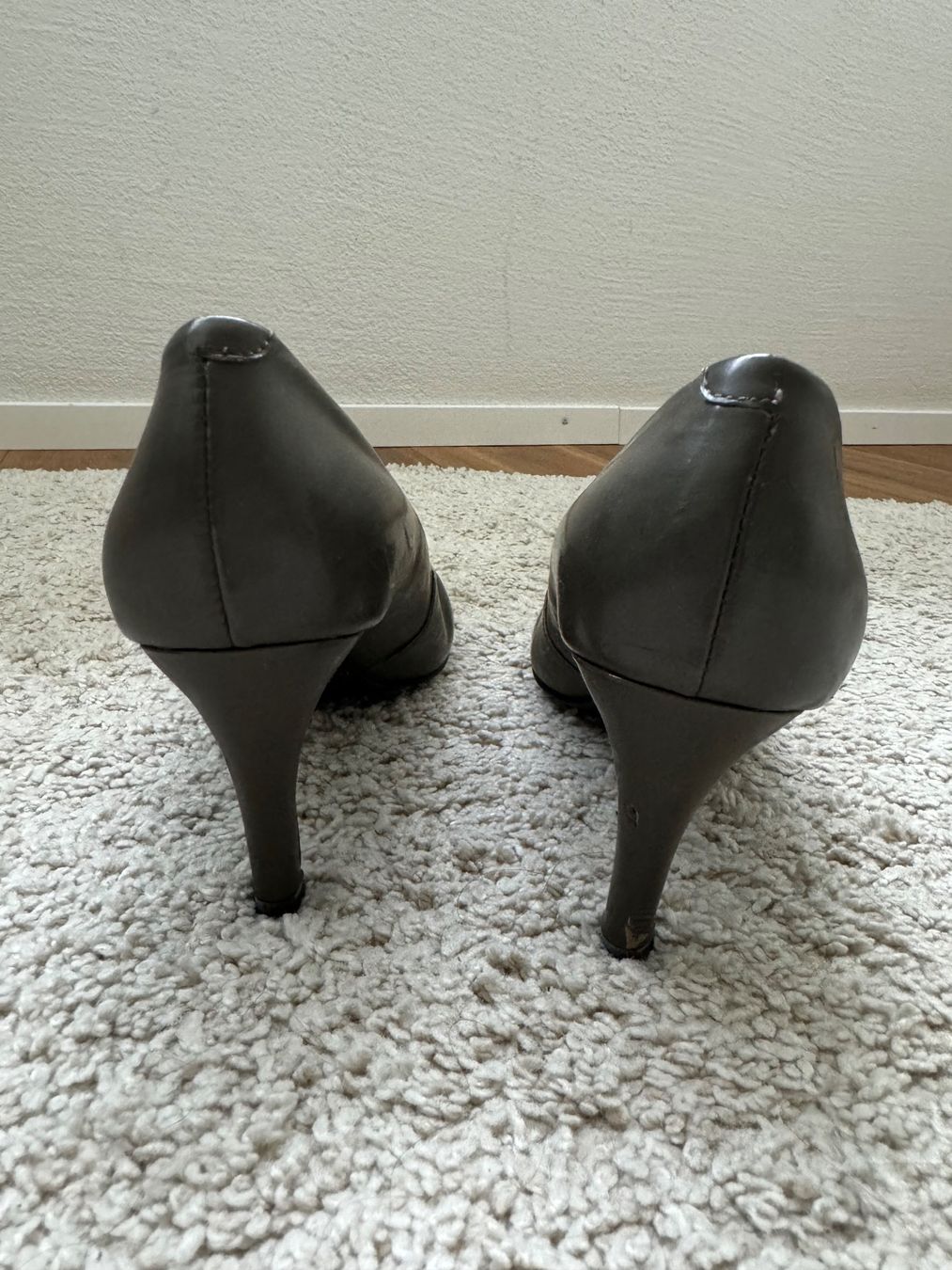 Scarpe da donna: Stöckelschuhe in grau – Usato da Binningen venduto da lea_5mf8 3