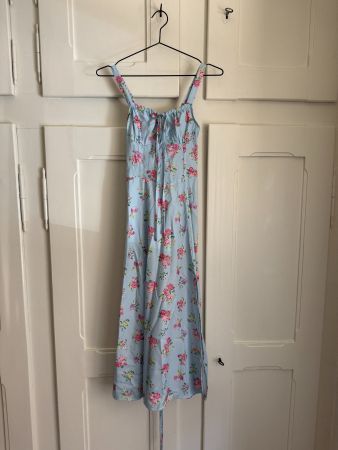 Kleid hellblau geblümt XS