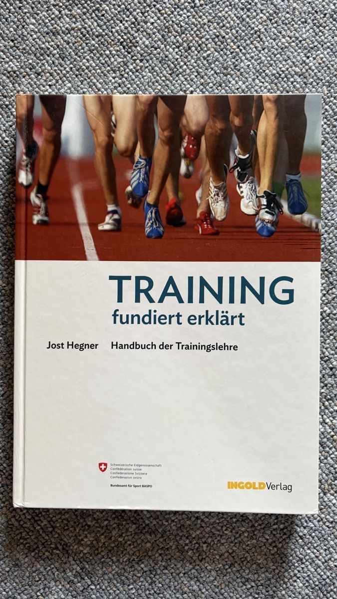 Libri: Training fundiert erklärt - Jost Hegner – Usato da Berg TG venduto da Miriam.7.7