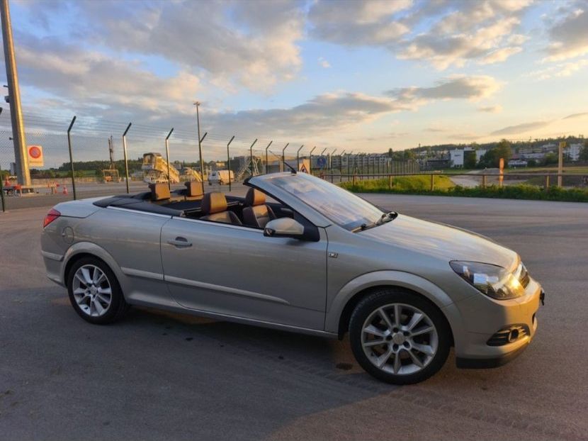Opel Automobili: Opel Astra Cabrio 1,8 – Usato da Rümlang venduto da Kevinjones 5