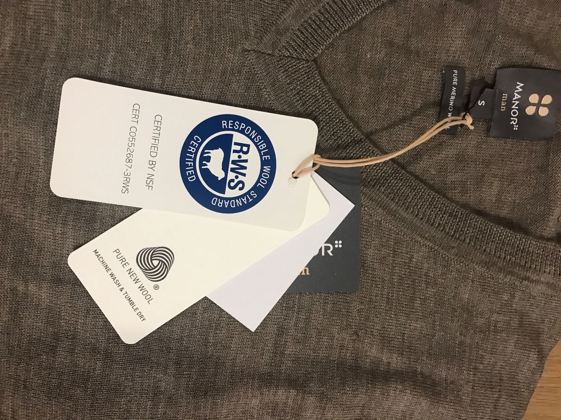 Pullover & Sweatshirts: Pullover 100% Merino - Gr. S - NEU – Neu und originalverpackt aus Affoltern am Albis von var_658p 1