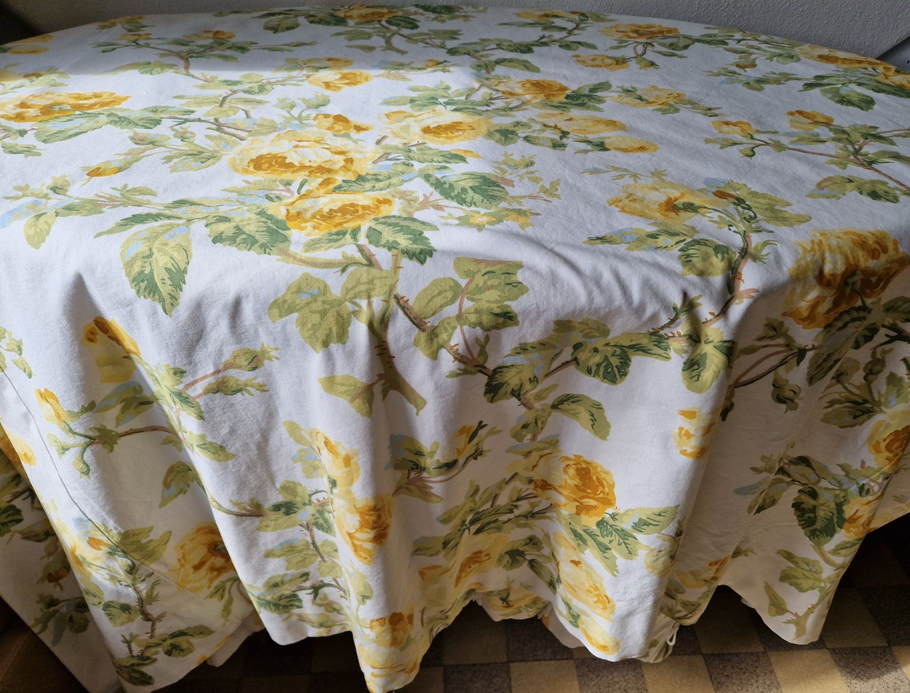 Laura Ashley Tende: Vorhang mit Rosenmuster Laura Ashley – Usato da Bern venduto da Antikbatik 1
