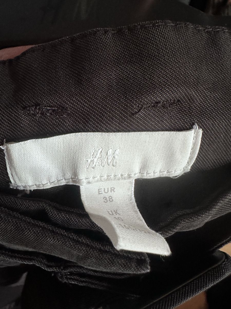 H&M Hosen: Hose Gr 38, H&M, schwarz, Lyocell – Gebraucht aus Münsingen von Secondhand89 2
