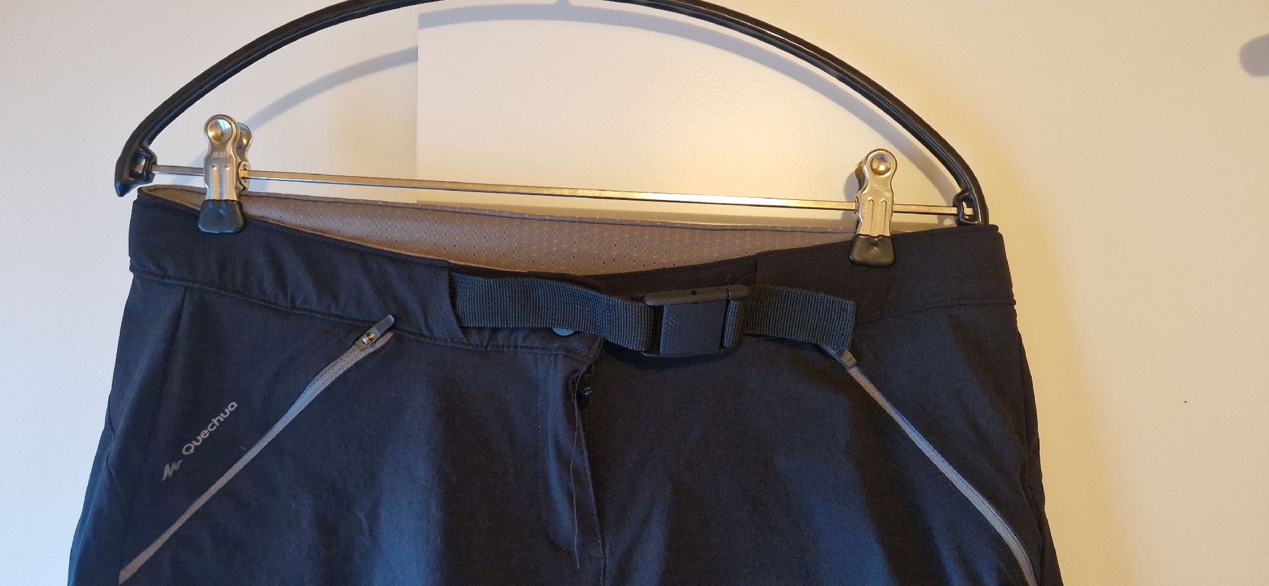 Pantaloni: Quechua Wanderhose, kurze Hose, Gr. 40 – Usato da Andermatt venduto da nin_ks9v 2