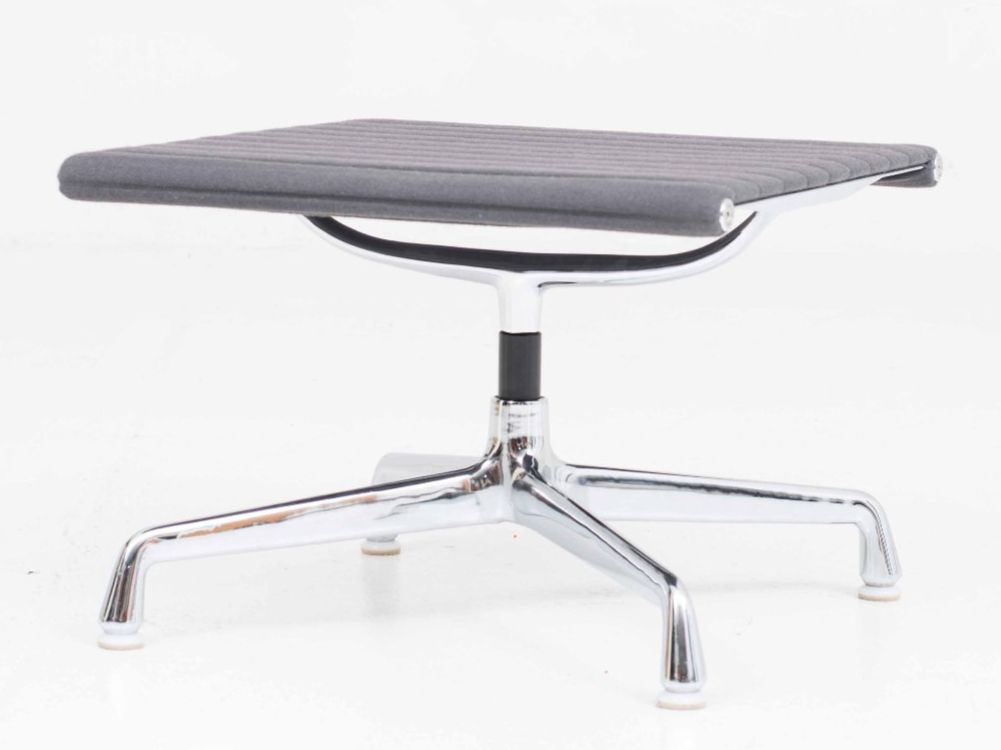 Vitra Hocker: Vitra EA 125 Ottoman / Hocker von Eames in Grau – Gebraucht aus Zürich von STUZH38