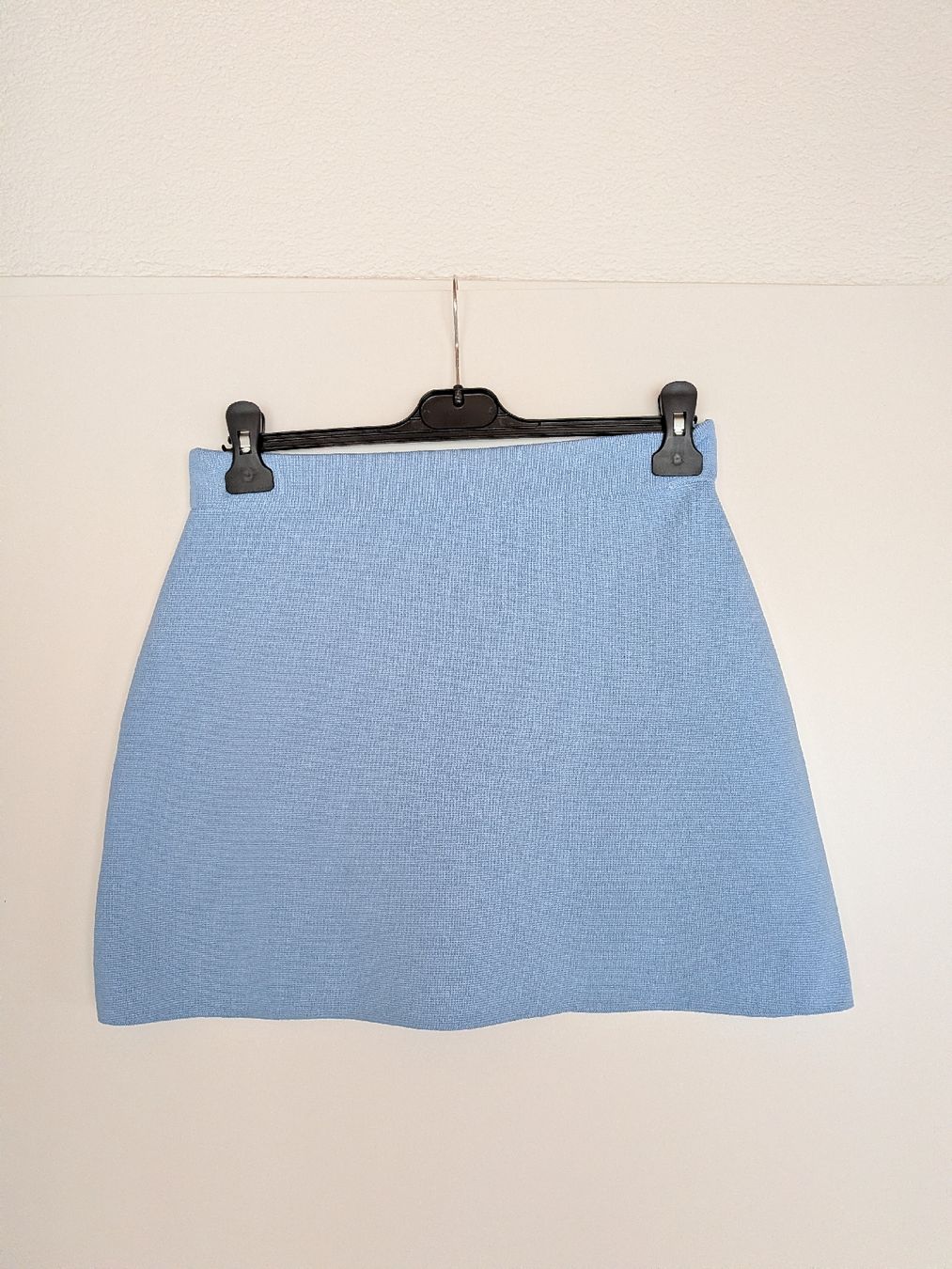 Zara Gonne: ZARA Rock Hellblau (EUR M) – Nuovo (secondo la descrizione) da Wollerau venduto da skyfall007