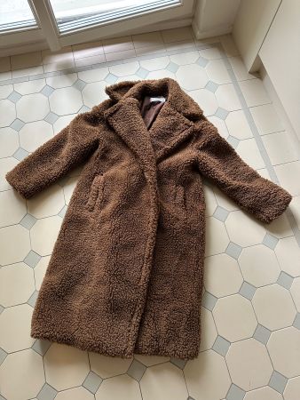 Mango Teddy Mantel
