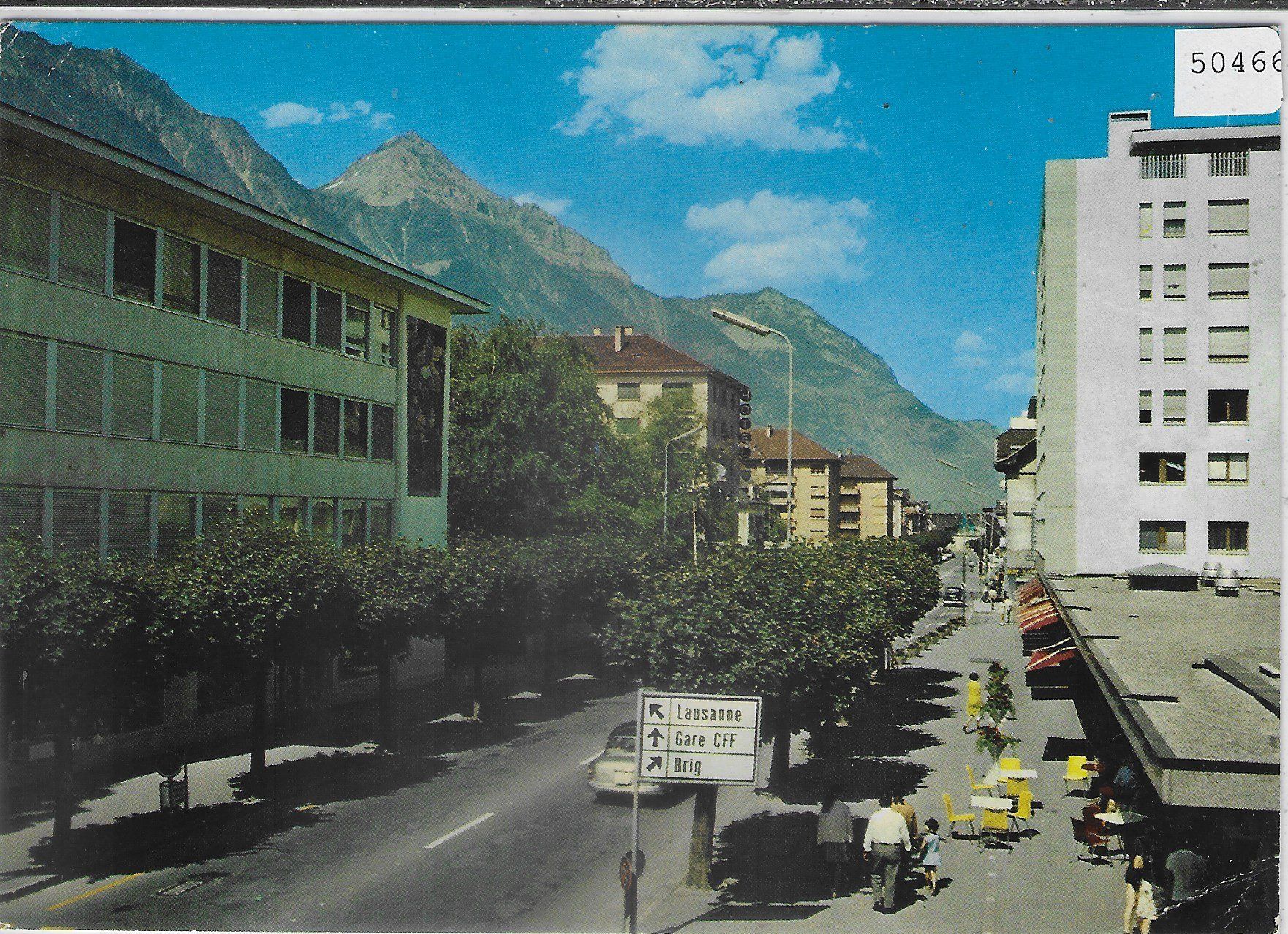 Cartoline postali: Martigny - L'avenue de la gare – Usato da Ettingen venduto da Kartenplanet