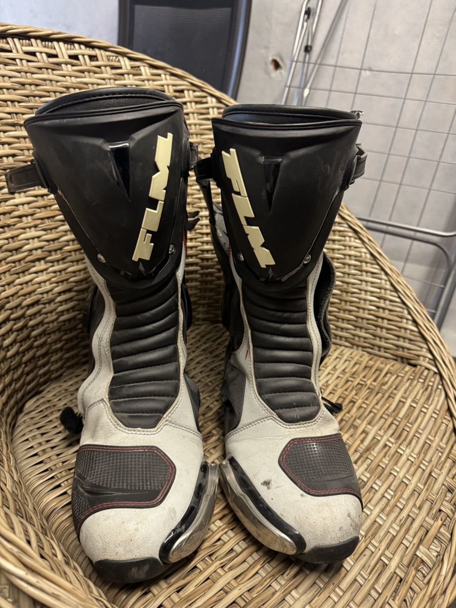 Scarpe da uomo: Stivali da moto taglia 45 – Usato da Ennenda venduto da ros_9ppm 2