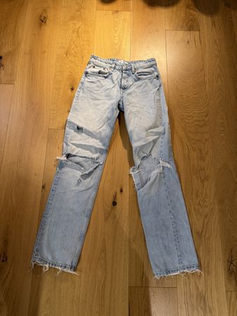 Zara Jeans light blue size EUR 34 ripped