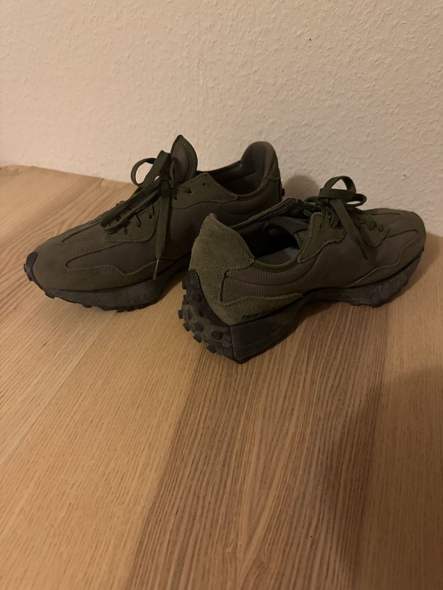 New Balance Scarpe da uomo: Sneaker New Balance U327 – Usato da Zürich venduto da Stern8055 2