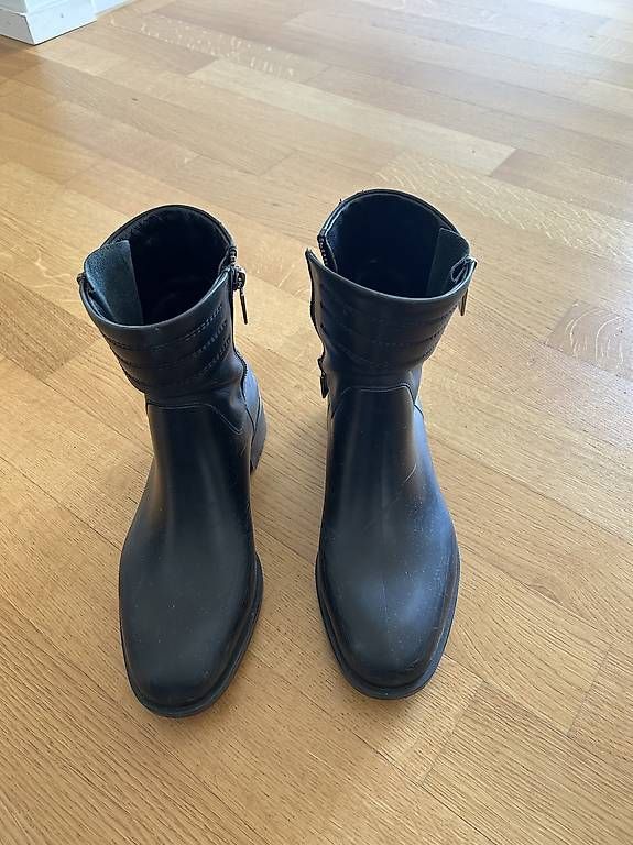 Navyboot Scarpe da donna: Navyboot Stiefel – Usato da Zürich venduto da yan_r7k6 1