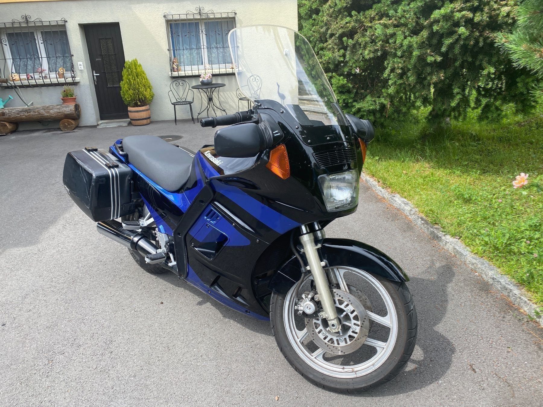 Kawasaki Touring: Kawasaki Z1000 GTR – Usato da Guttet-Feschel venduto da yellowhouse01 9