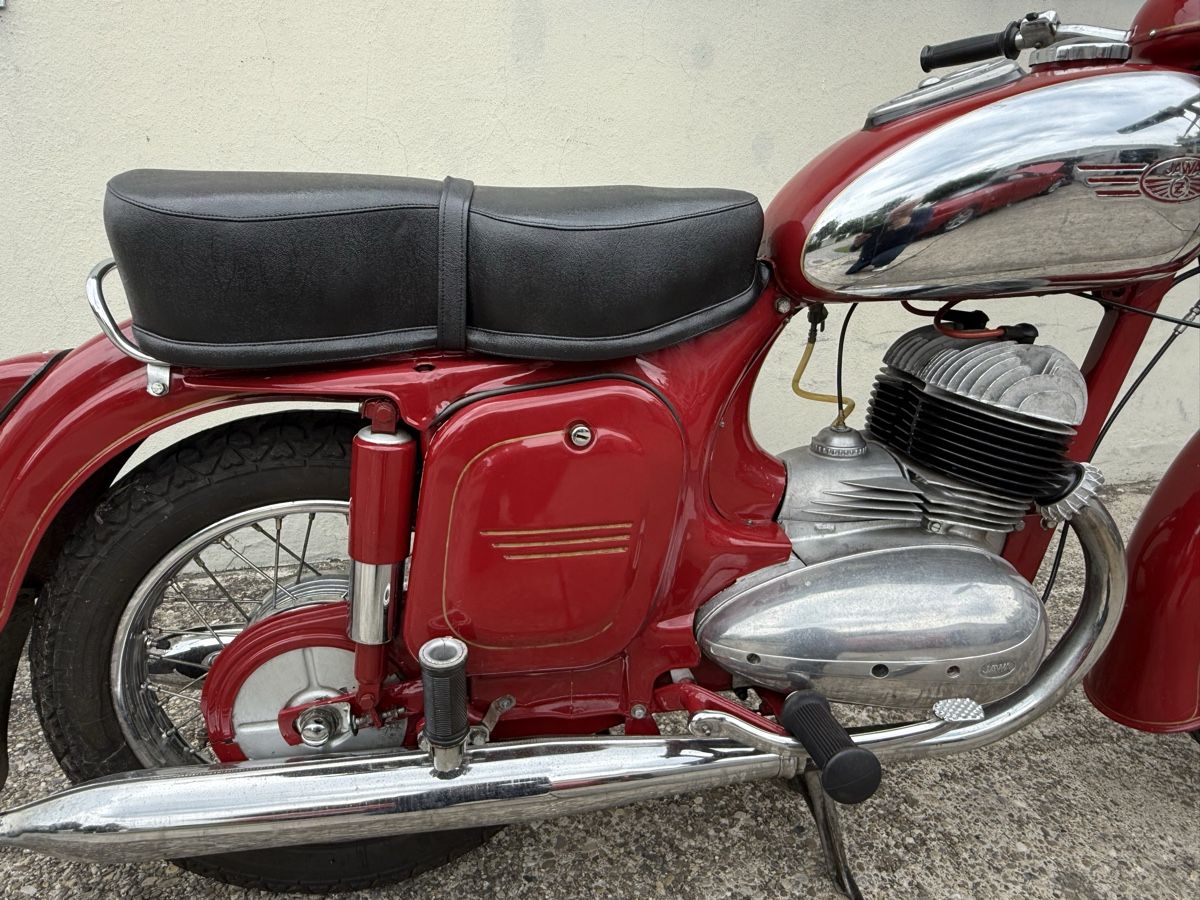 Jawa Strada: Oldtimer Motorrad Jawa 350 – Usato da Safnern venduto da Peter071 1