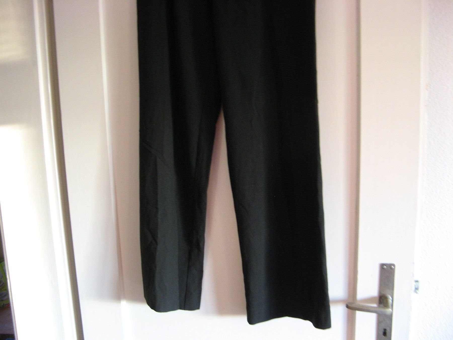 Pull&Bear Pantaloni: Hose schwarz Pull & Bear Gr. M – Usato da Zürich venduto da apil 2