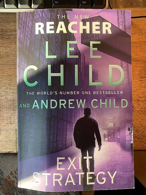 Libri: Exit Strategy Lee Child - Auf Englisch – Usato da Oberbütschel venduto da bungerte82