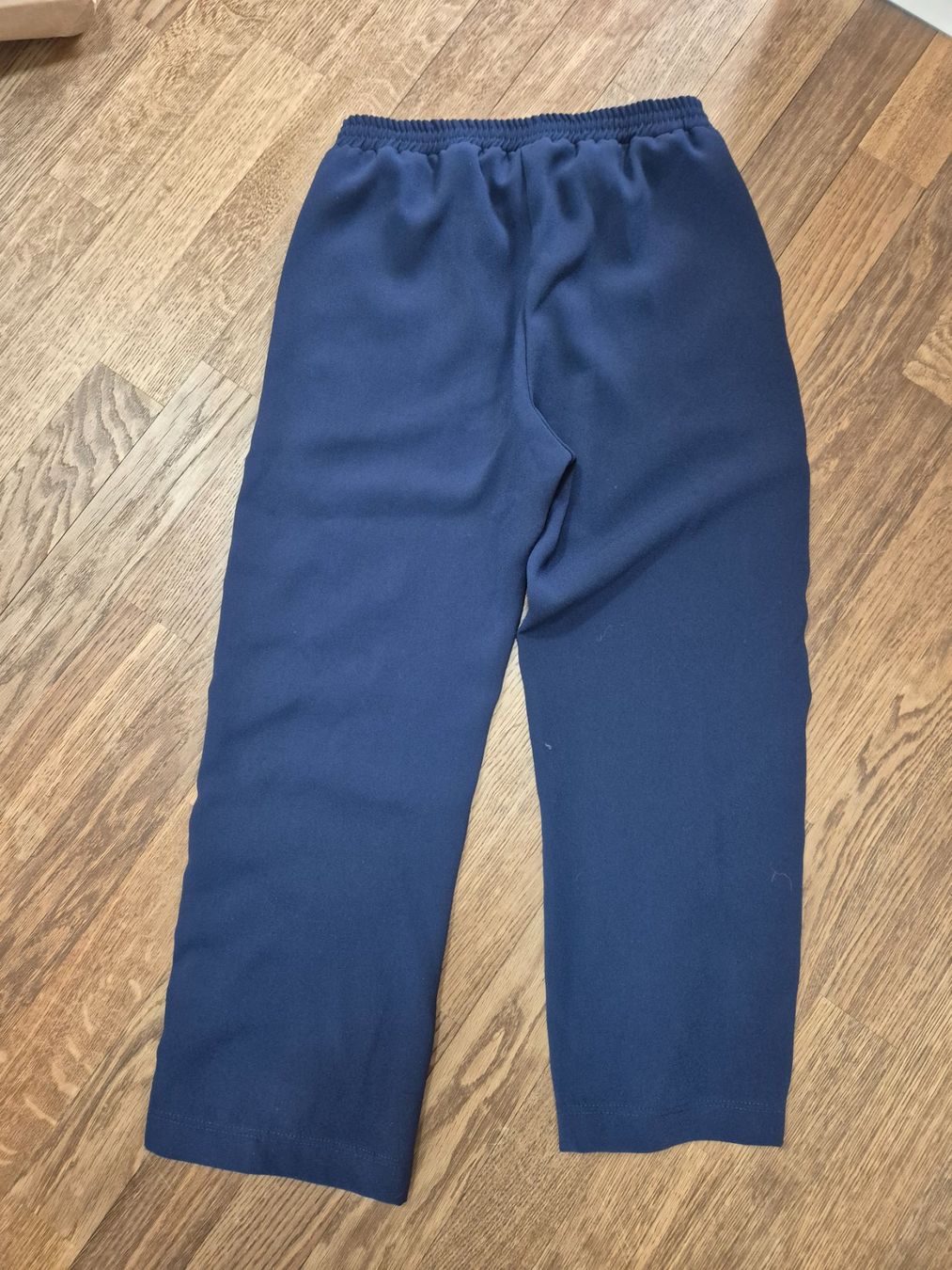 Pinko Pantaloni: Blue Pinko sweatpants size XS/34 – Usato da Zürich venduto da monadiederich 1