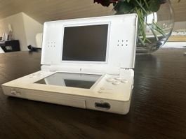 Nintendo DS Lite in Weiss + Mario Bros | guter Zustand