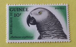 Briefmarken aus Guinea  UNGESTEMPELT Siehe Original Fotos. 