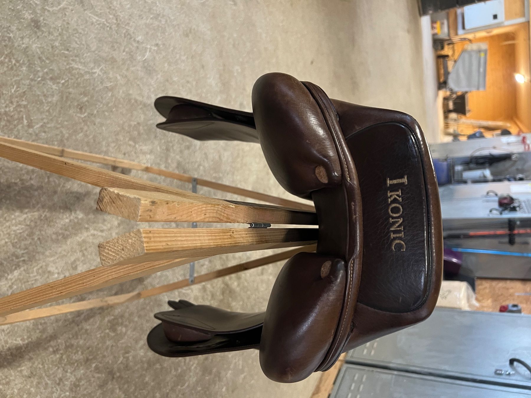 Selle & Accessori: Springsattel Ikonic – Usato da Ebmatingen venduto da Berwett 3
