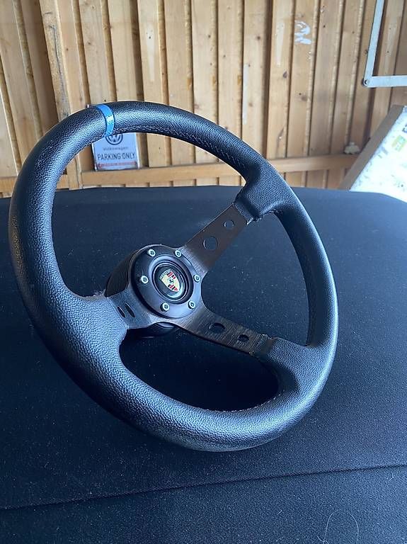 Volkswagen Tutti pezzi di ricambio auto: Vw Golf 1 Sportlenkrad – Usato da Gammen venduto da Freestyle88 3