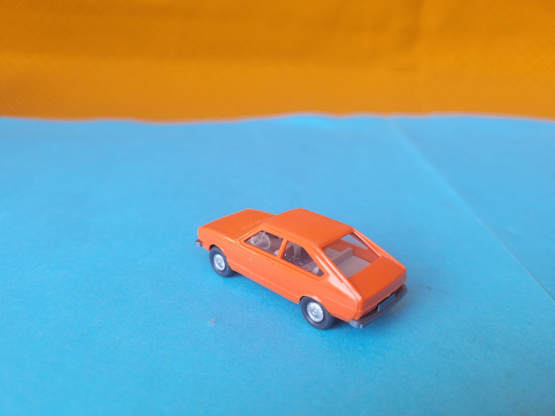 Volkswagen Modellini d'auto: VW Passat I 1:87 Wiking – Usato da Domdidier venduto da Bimbo57 2