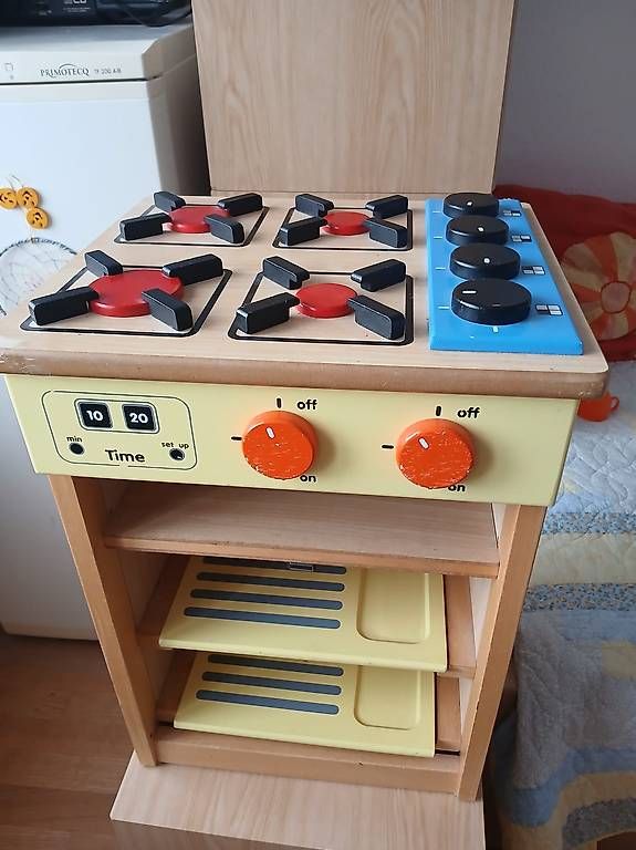 Spielzeuge: Spielküche – Gebraucht aus Lyss von Ficelle007