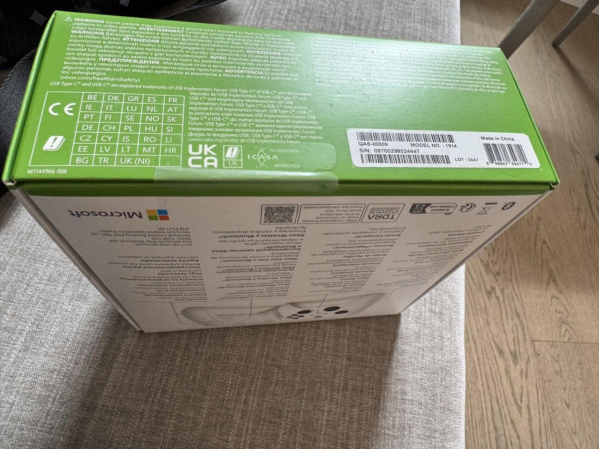 Manettes: OVP X-Box Controller  – Neuf avec emballage d'origine à Beringen par Aenni1.0 1
