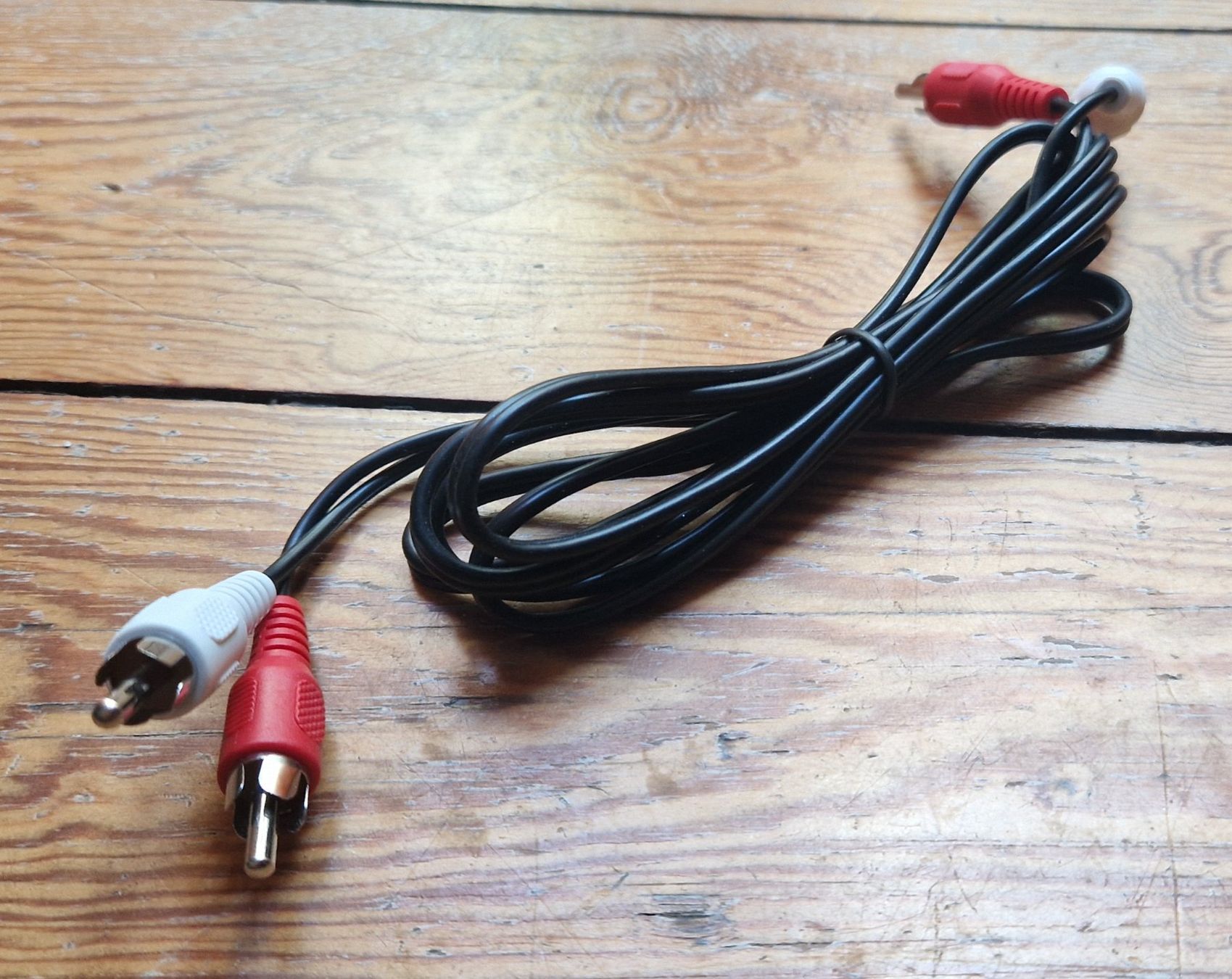Kabel: Audiokabel: Cinch/RCA - 2 auf 2 Cinch-Stecker – Gebraucht aus Luzern von Belethors_GenGoods