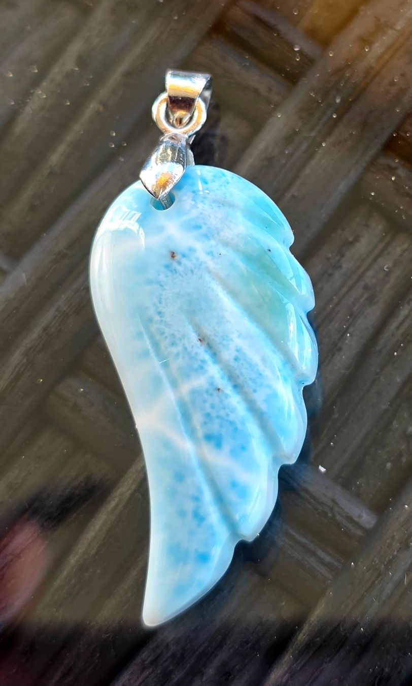 Minerali & Pietre curative: Larimar Engelsflügel Anhänger – Nuovo e nell'imballaggio originale da Matzingen venduto da Shay_Crystalz 1