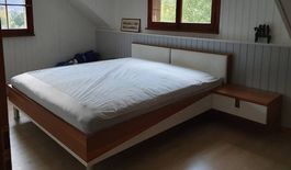 Doppelbett 180x200 mit Nachttischen