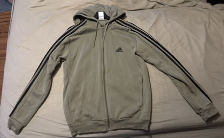 Adidas Hoodie olive, Gr. S, neuwertig