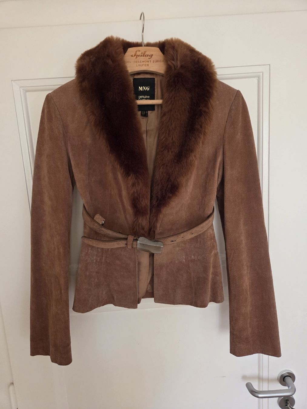 Mango Giacche: veste femme – Nuovo (secondo la descrizione) da Lausanne venduto da hel_ll2g 2