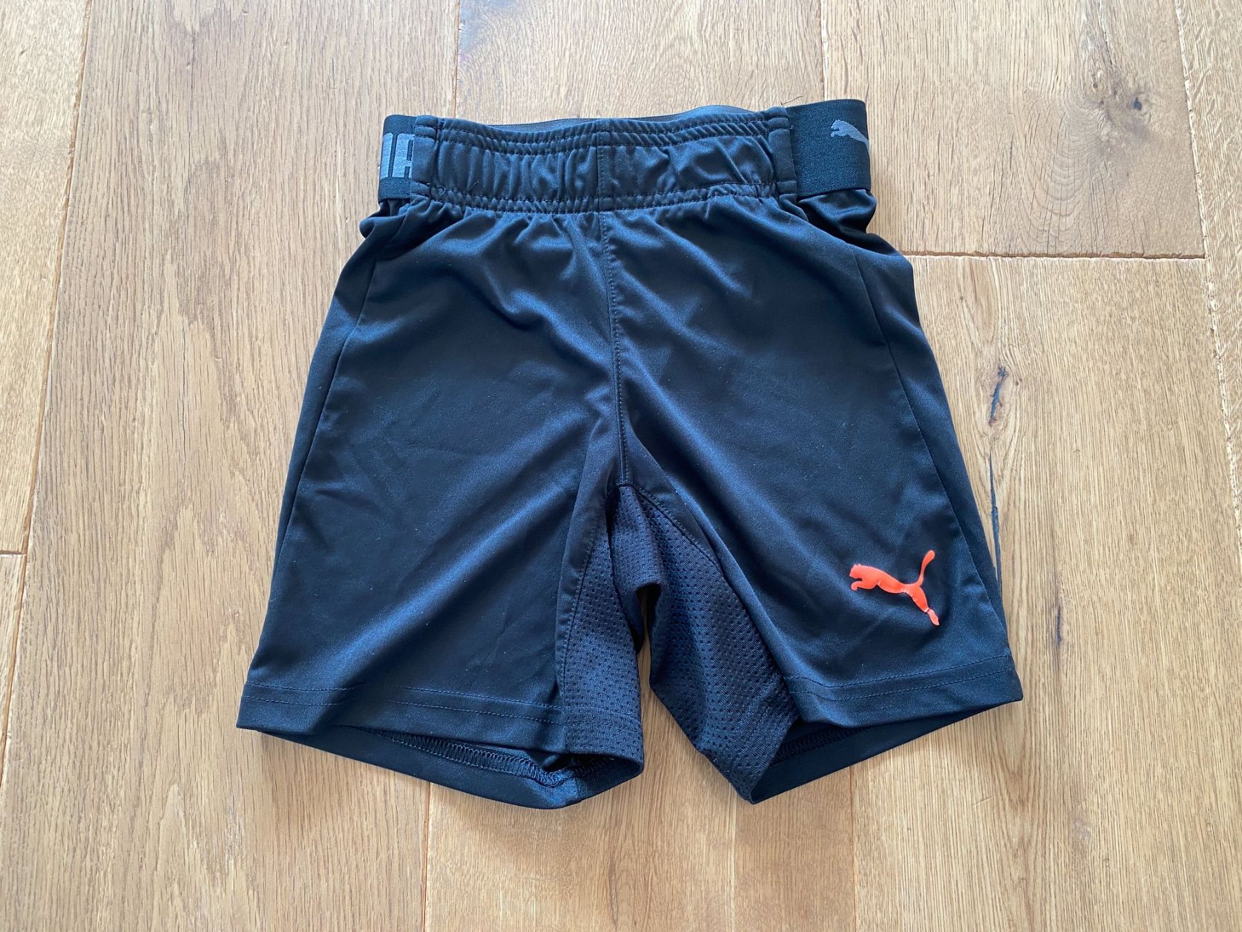 Puma Hosen: Sporthose, Puma,  Gr. 128 – Gebraucht aus Oberkirch LU von HubRen