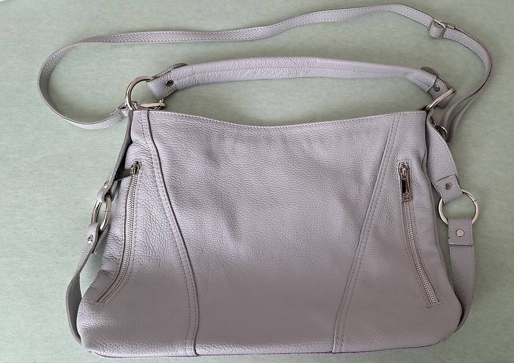 Borse da donna: Damen-Handtasche echtes Leder, hellgrau – Usato da Uetikon am See venduto da graziella82