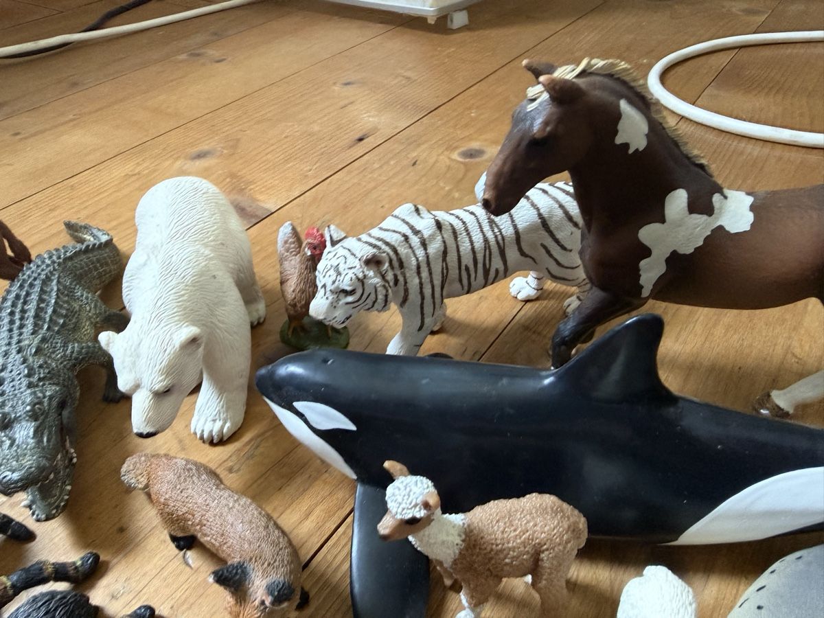 Schleich Figurines: 23 Schleich Tiere  – D'occasion à Zürich par zuerich16 7