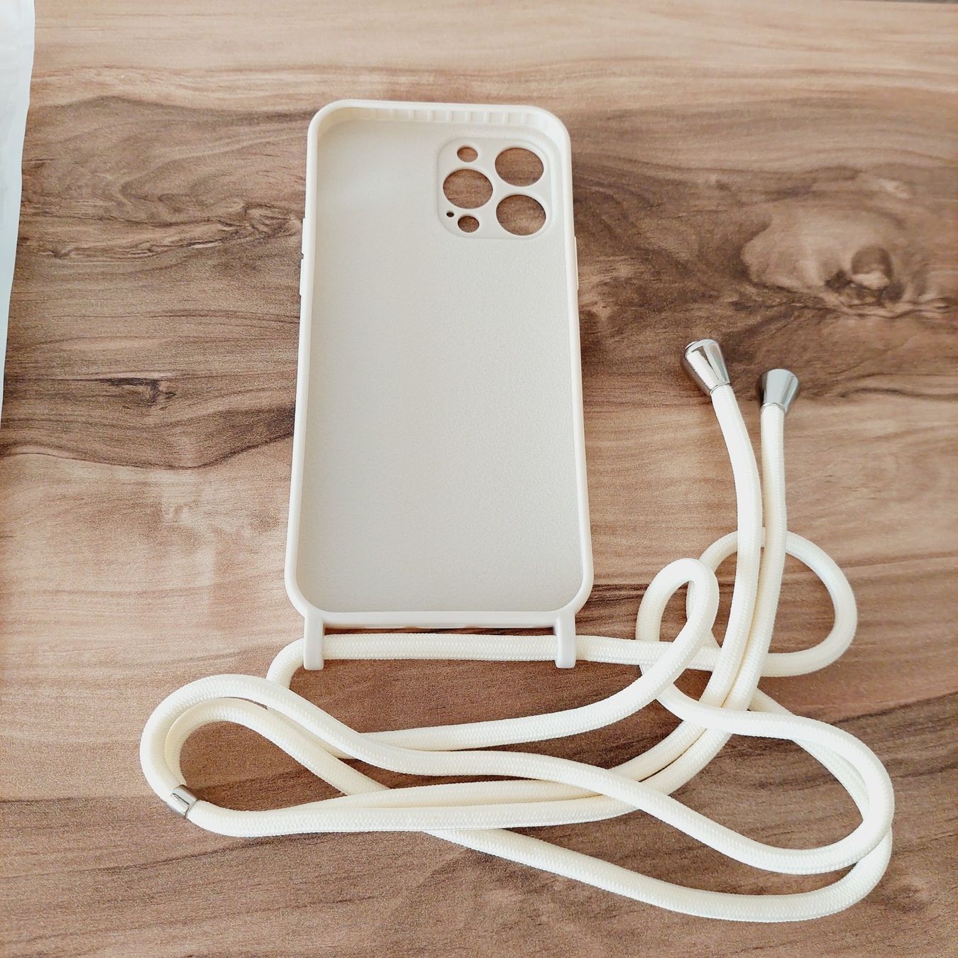 Cover & Protezioni schermo: Handyhülle iPhone 13 Pro Max mit dem Tragegurt Neu – Nuovo e nell'imballaggio originale da Zürich venduto da maj_76zn 3
