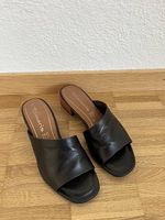Tamaris Leder-Pantoletten / Sandalen  Grösse 36