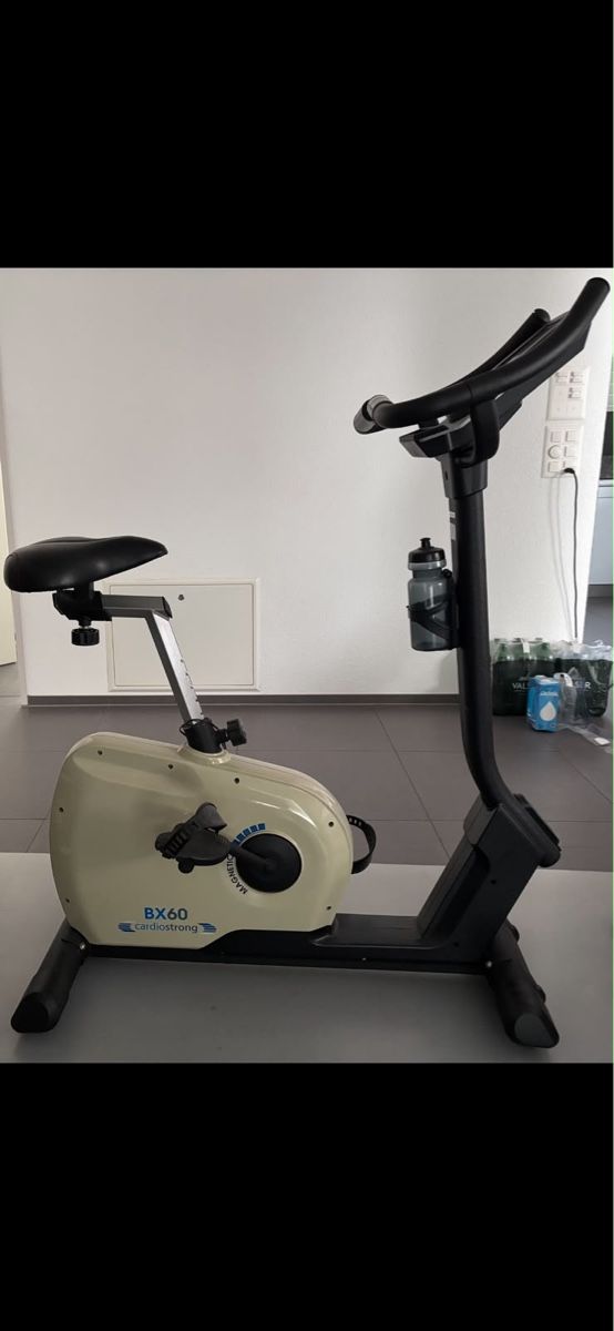 Hometrainer: Hometrainer – Gebraucht aus St. Gallen von lianhedoniast