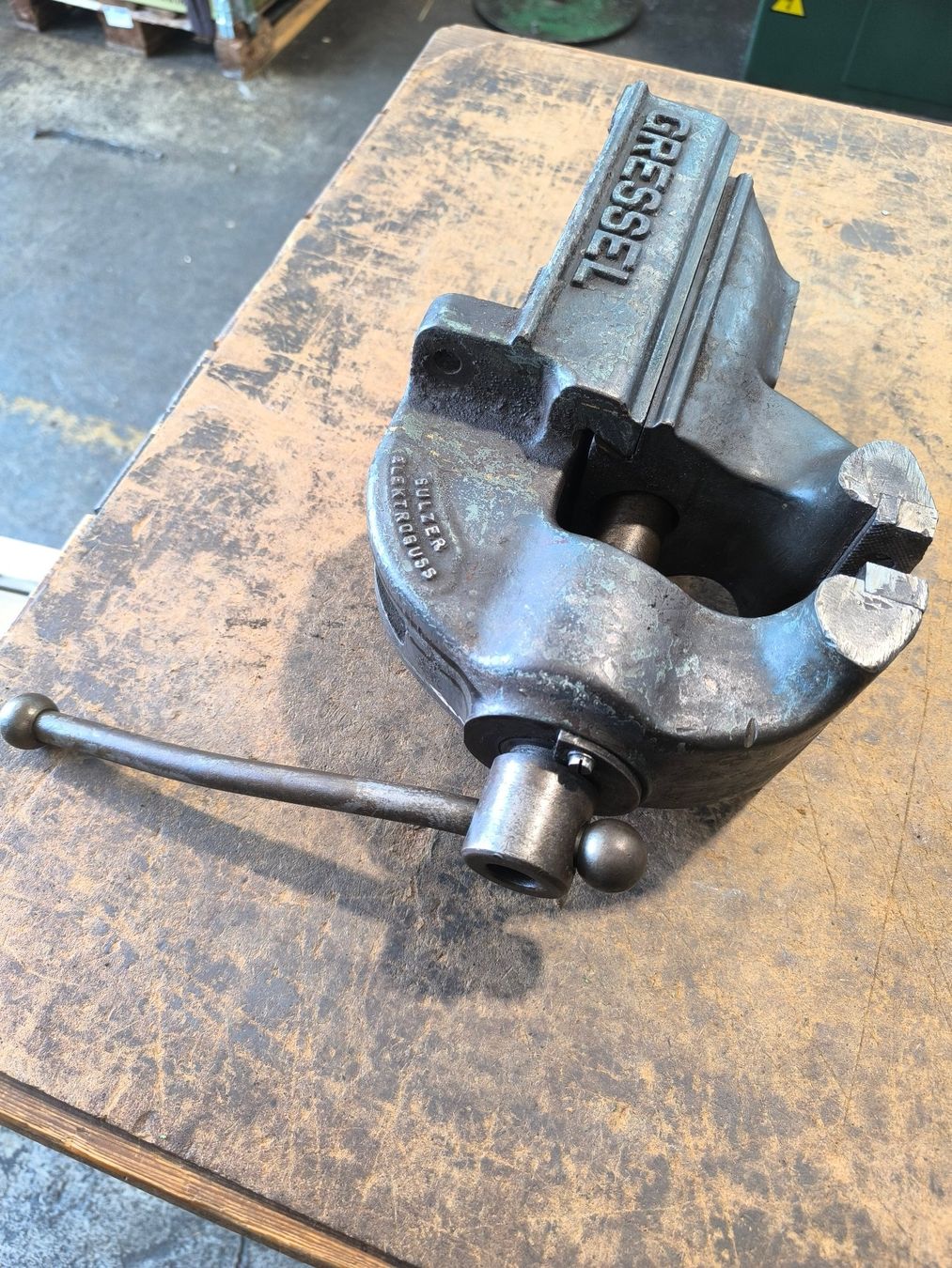 Gressel Tous les outils: GRESSEL Schraubstock – D'occasion à Arbon par millpoint 2