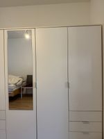 Kleiderschrank weiss 3 Türen mit Spiegel und Schubladen