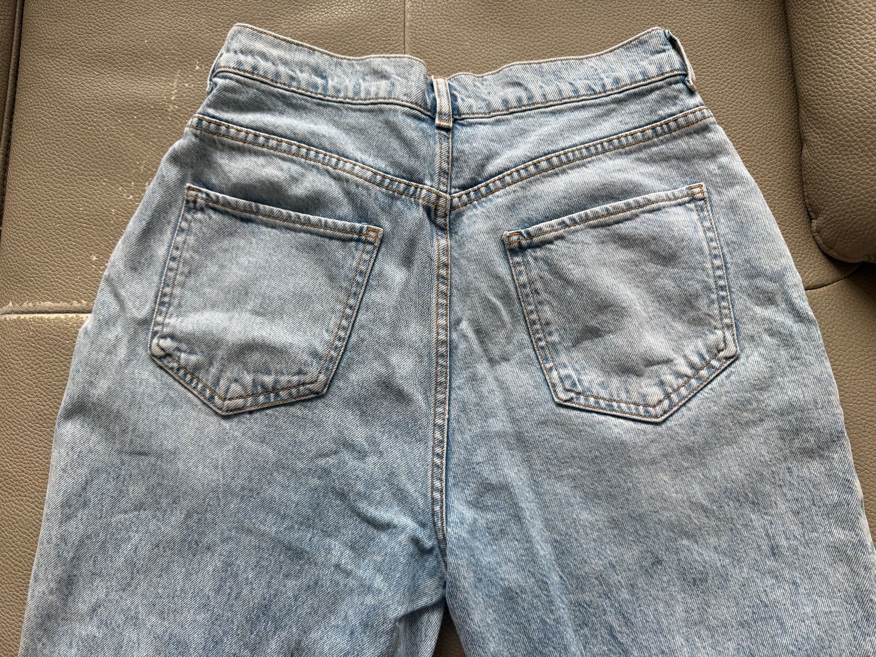 Mango Pantaloni: Mango Jeans, breit geschnitten, hellblau, Gr. 38 – Usato da Affoltern am Albis venduto da Rinale 7
