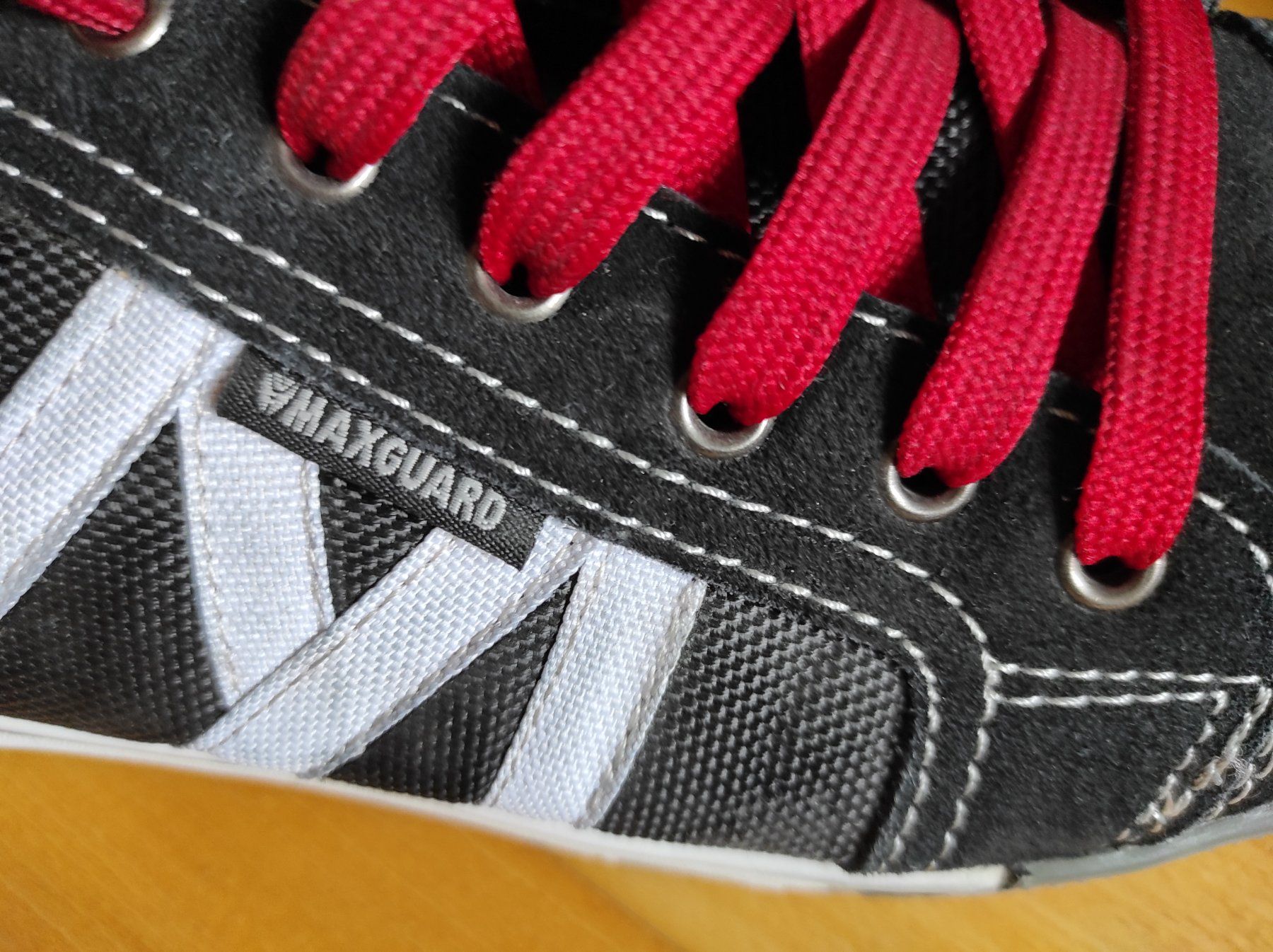 Scarpe da uomo: Sicherheitsschuhe – Usato da Effretikon venduto da MarthaK. 2