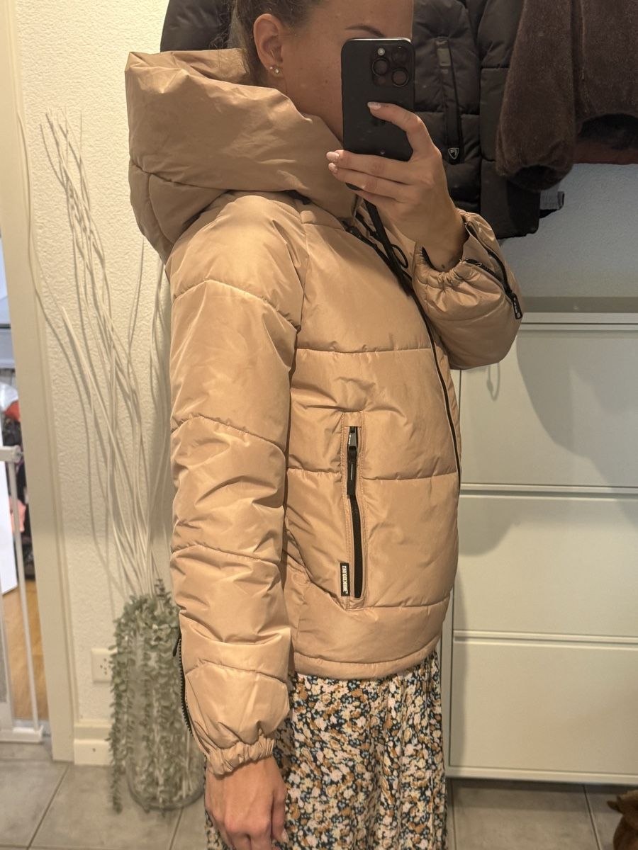 Khujo Giacche: Khujo Winterjacke S/M – Usato da Bern venduto da kwa_pyt9