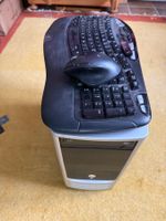 Desktop PC mit Windows 10 und Office