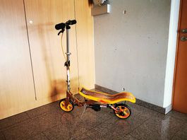 Trottinette mit Kettenantrieb durch wippen